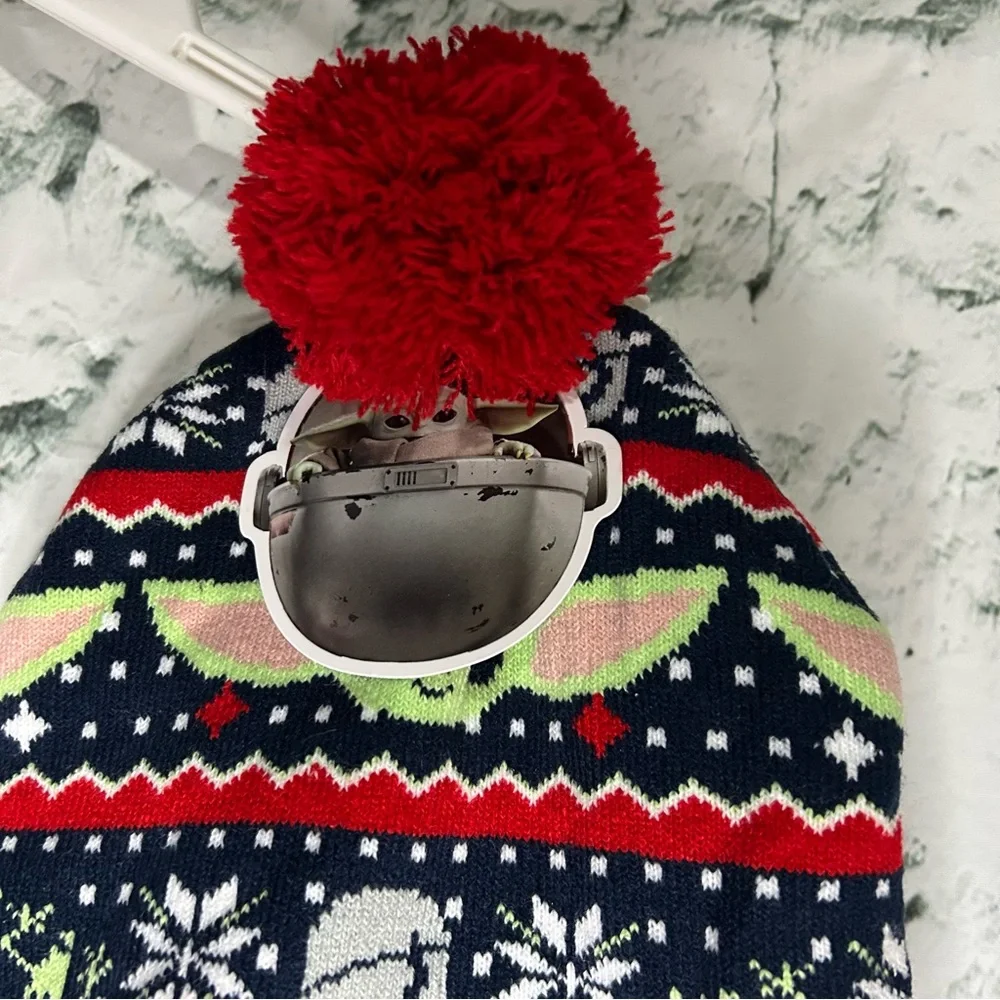 Star Wars Grogu Beanie With Pom Pom - Picture 3 of 7